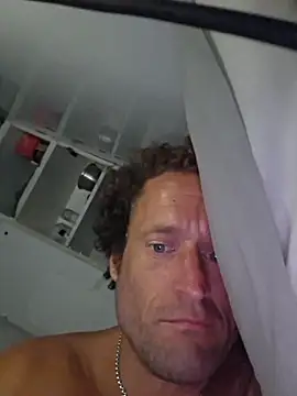 shainnfk online show from November 2025 12:32:02 AM