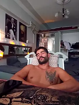 Snapshot of ogiday124 chatting on October 2025 02:40:01 PM ogiday124 online show from October 2025 02:40:01 PM