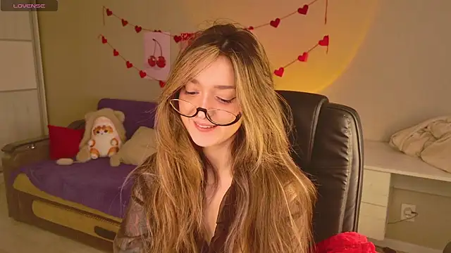 Snapshot of BellaSink chatting on February 2026 05:33:02 AM BellaSink online show from February 2026 05:33:02 AM