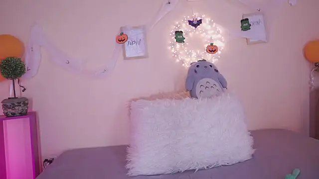 Snapshot of Meggie_ chatting on October 2025 10:55:01 PM Meggie online show from October 2025 10:55:01 PM