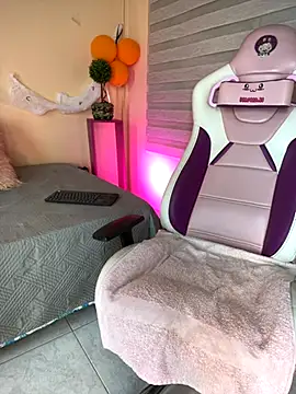 Snapshot of Meggie_ chatting on November 2025 11:37:02 PM Meggie online show from November 2025 11:37:02 PM