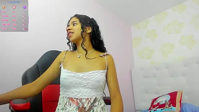 Snapshot of SARAH_KEYS4 chatting on December 2025 03:14:02 AM SARAH KEYS4 online show from December 2025 03:14:02 AM