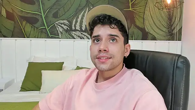 Snapshot of Mike_montoya01 chatting on November 2025 03:55:01 PM Mike montoya01 online show from November 2025 03:55:01 PM