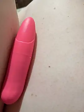 Snapshot of Taradinha_pelosogro chatting on November 2025 03:44:02 PM Taradinha pelosogro online show from November 2025 03:44:02 PM