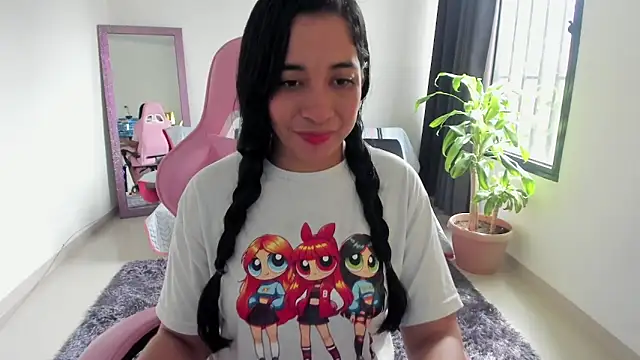 Snapshot of Kruela chatting on October 2025 02:07:02 PM Kruela online show from October 2025 02:07:02 PM