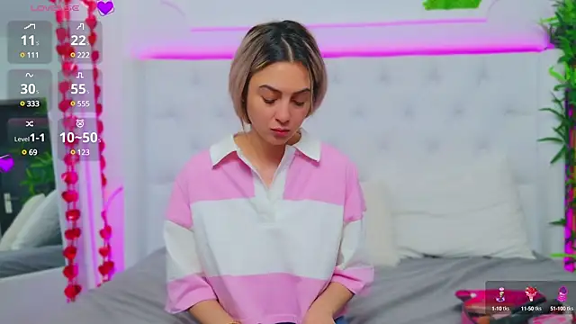 Snapshot of AriannaSins chatting on March 2025 01:12:02 PM AriannaSins online show from March 2025 01:12:02 PM