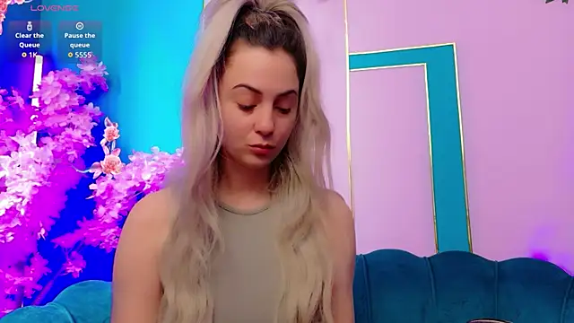 AriannaSins online show from June 2026 11:57:01 AM