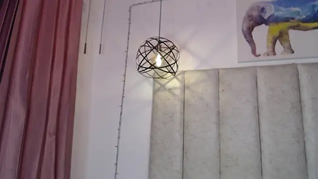 Snapshot of antonella_rosecs chatting on February 2026 05:22:02 AM antonella rosecs online show from February 2026 05:22:02 AM