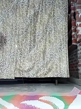 Rajni chauhan online show from April 2026 04:01:02 PM