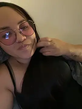 antoniamiller69 online show from November 2025 02:33:01 AM