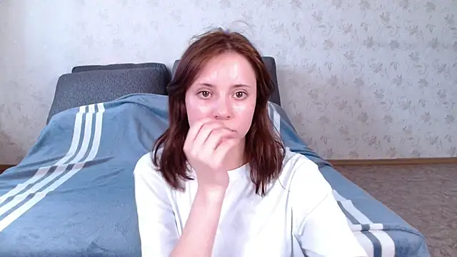 Snapshot of evaa_here_ chatting on June 2026 10:19:02 AM evaa here online show from June 2026 10:19:02 AM