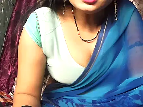 Snapshot of diksha--s chatting on November 2025 10:40:02 AM diksha--s online show from November 2025 10:40:02 AM