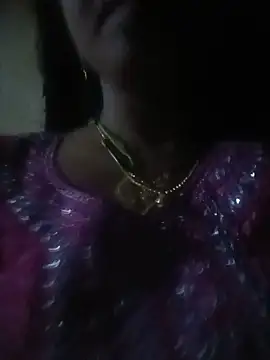 Snapshot of diksha--s chatting on May 2026 06:04:01 PM diksha--s online show from May 2026 06:04:01 PM