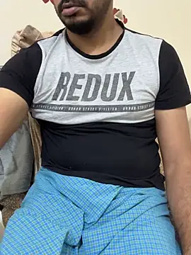 Handsome8677 online show from February 2026 10:14:01 AM