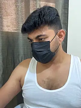 Handsome8677 online show from June 2026 07:44:01 AM