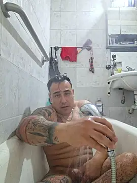 Rueditasss online show from June 2026 01:24:02 PM