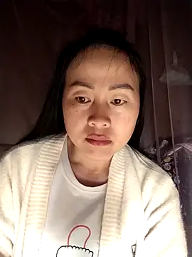 Snapshot of Spring-mky chatting on February 2026 01:32:01 AM Spring-mky online show from February 2026 01:32:01 AM