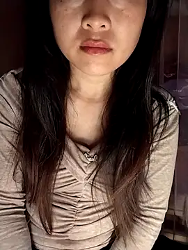 Snapshot of Spring-mky chatting on February 2026 12:17:02 AM Spring-mky online show from February 2026 12:17:02 AM