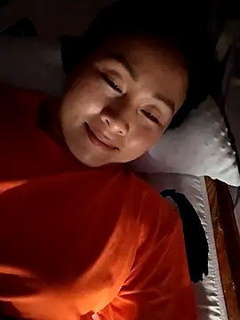 Snapshot of Spring-mky chatting on February 2026 07:06:02 AM Spring-mky online show from February 2026 07:06:02 AM