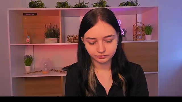 miki ti online show from October 2025 08:33:02 AM