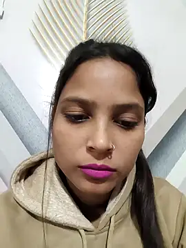 Anshika1431 online show from November 2025 04:18:02 PM