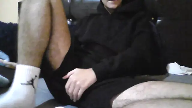 esmermoon online show from October 2025 10:10:01 PM