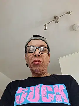 Jesbi25 online show from April 2026 11:18:02 AM