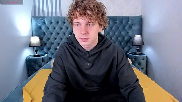 Snapshot of KevinMilky chatting on March 2026 05:46:02 AM KevinMilky online show from March 2026 05:46:02 AM