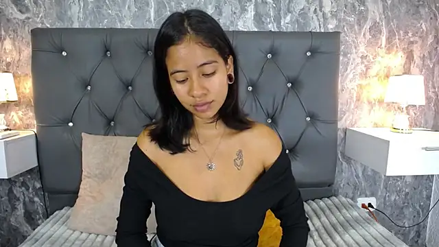 EuphoriaSavage online show from November 2025 12:11:02 PM