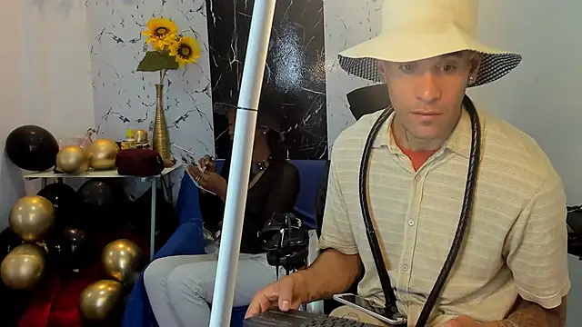 Stormandloganxxx online show from January 2026 02:11:02 PM