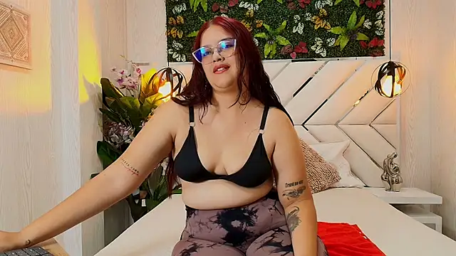 scarlett montoya online show from November 2025 12:15:02 PM