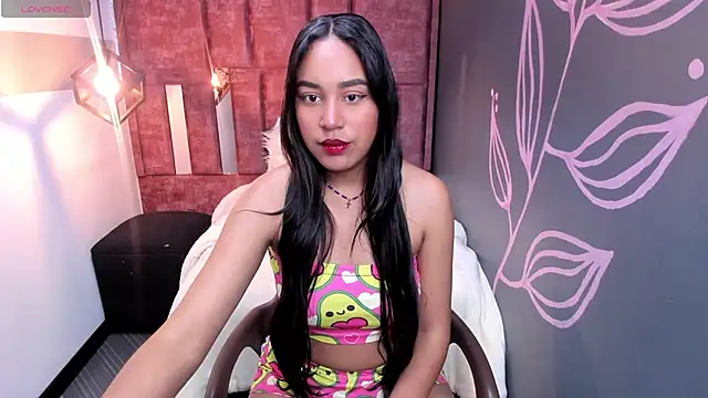 Snapshot of Rachel__Jonees chatting on October 2025 12:05:02 PM Rachel Jonees online show from October 2025 12:05:02 PM