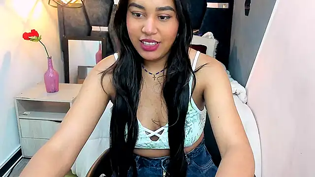 Snapshot of Rachel__Jonees chatting on October 2025 12:22:02 PM Rachel Jonees online show from October 2025 12:22:02 PM