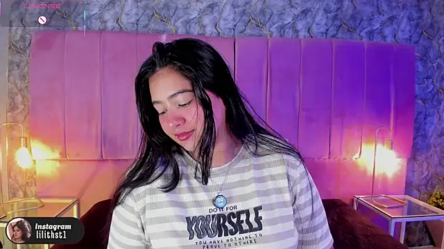 lilithst  online show from February 2026 07:51:01 PM