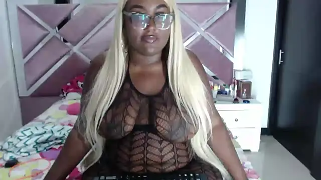Antonellabigass online show from October 2025 04:57:01 AM