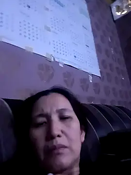 Bigtitsass81 online show from November 2025 08:02:02 AM