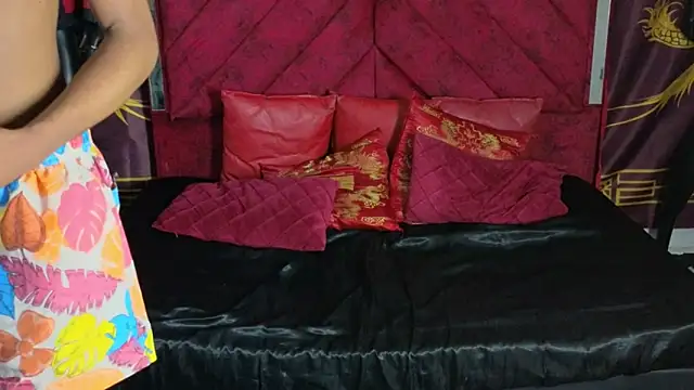 Latin Femboy13 online show from October 2025 09:43:01 AM