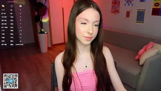 Yasmin Kass online show from March 2026 06:28:01 AM