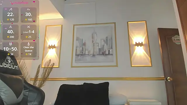 karlyy  online show from December 2025 07:09:01 PM