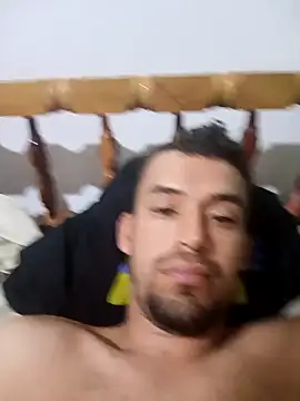 Crisjo29 online show from February 2026 02:26:02 PM