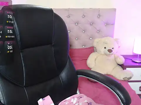 gabyy cute  online show from October 2025 03:58:02 AM