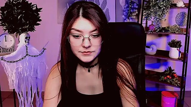 AnaSteisher online show from October 2025 09:19:01 AM