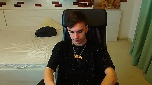 BradyFlint online show from December 2025 05:45:02 AM