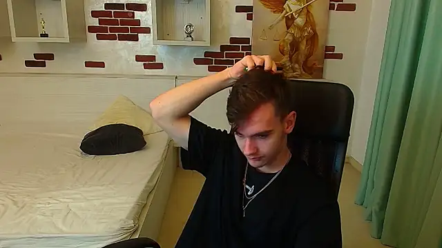 BradyFlint online show from December 2025 05:17:02 AM