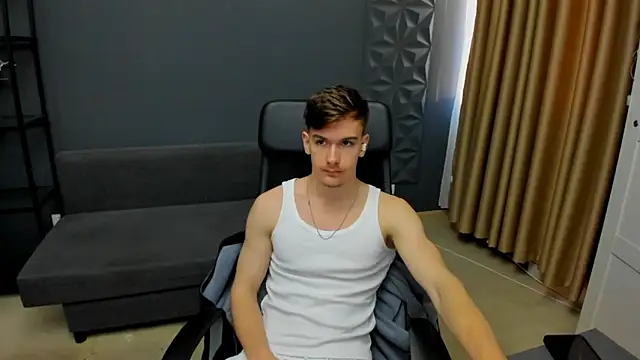 BradyFlint online show from April 2026 04:24:02 AM