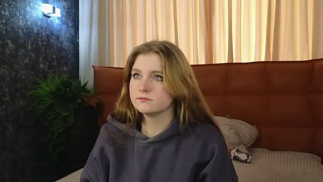 Snapshot of NightSaffron chatting on November 2025 07:19:01 AM NightSaffron online show from November 2025 07:19:01 AM