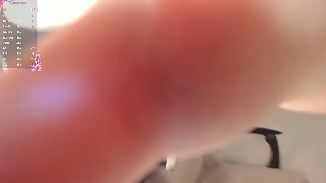 NayaValen online show from February 2026 03:36:01 AM