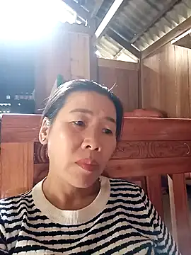 Snapshot of tabby-cat11 chatting on October 2025 03:29:02 AM tabby-cat11 online show from October 2025 03:29:02 AM