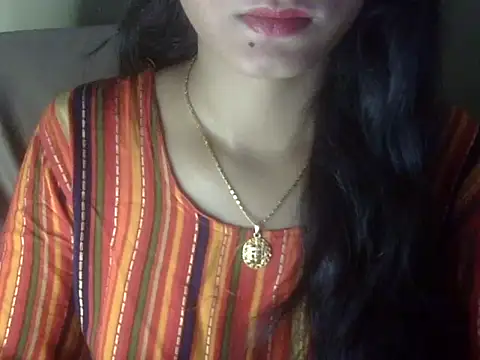 Snapshot of Shezi_N chatting on June 2026 01:22:02 PM Shezi N online show from June 2026 01:22:02 PM