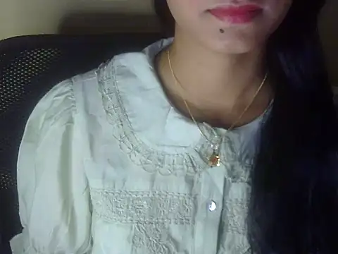 Snapshot of Shezi_N chatting on July 2026 01:46:02 PM Shezi N online show from July 2026 01:46:02 PM